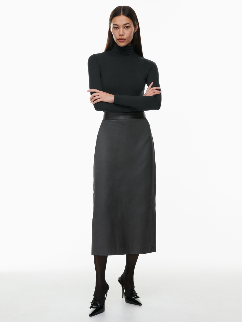 Aritzia Babaton Black Trinity Talent Skirt Size 8 NWT